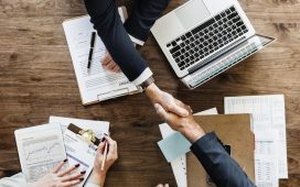 Mencari pekerjaan impian. Sumber foto Upi.com