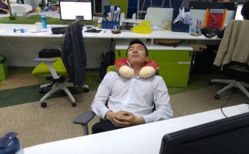 taking-nap-in-the-office-2_orig