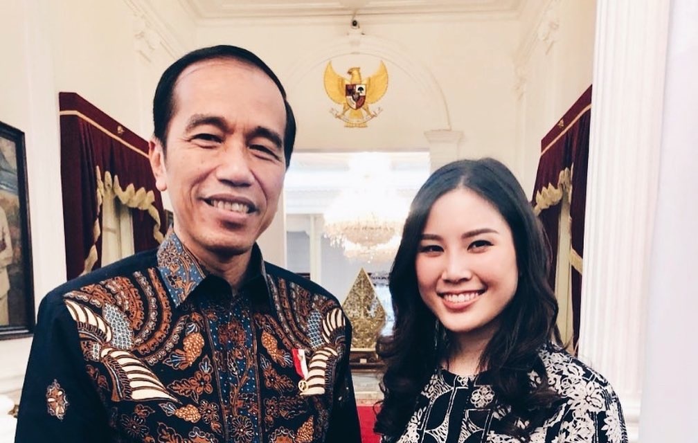 Angela bersama Presiden Jokowi. Sumber foto: Instagram