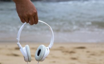 ocean-headphones