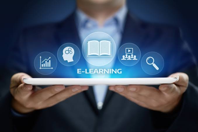 Alasan E Learning Semakin Digemari Di Dunia Pendidikan Topcareerid