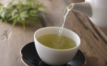 green-tea-pouring-cup