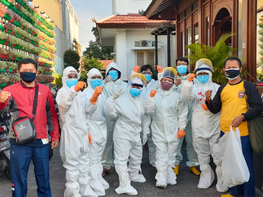 Relawan Covid-19 Kelurahan Kepatihan Kulon, Kecamatan Jebres, Surakarta. (istimewa)