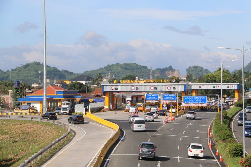 Jalan tol bakal diberlakukan sistem MLFF mulai akhir tahun 2022.