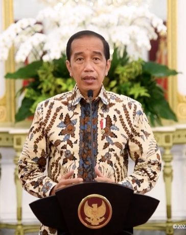 Presiden Joko Widodo umumkan berikan kelonggaran pemakaian masker, kecuali untuk golongan rentan.