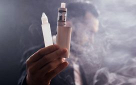 Ilustrasi pajak rokok elektrik mulai berlaku pada 1 Januari 2024.