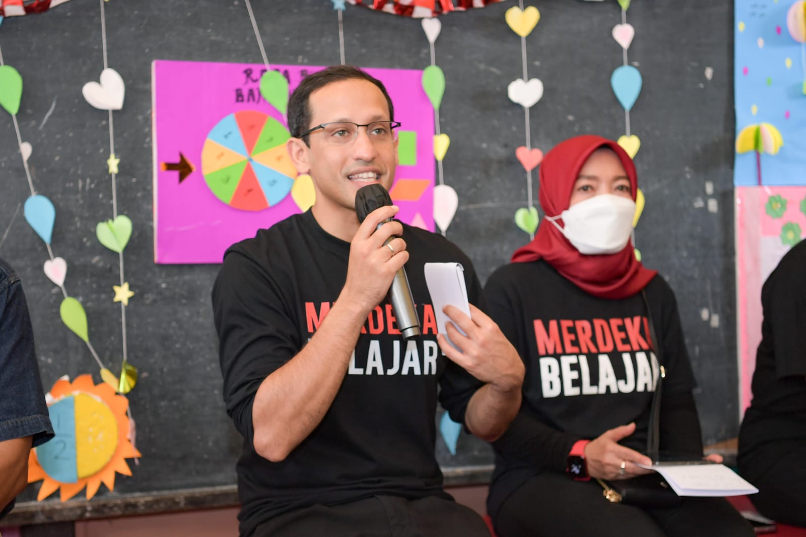 Menteri Pendidikan, Kebudayaan, Riset, dan Teknologi (Mendikbudristek), Nadiem Anwar Makarim.