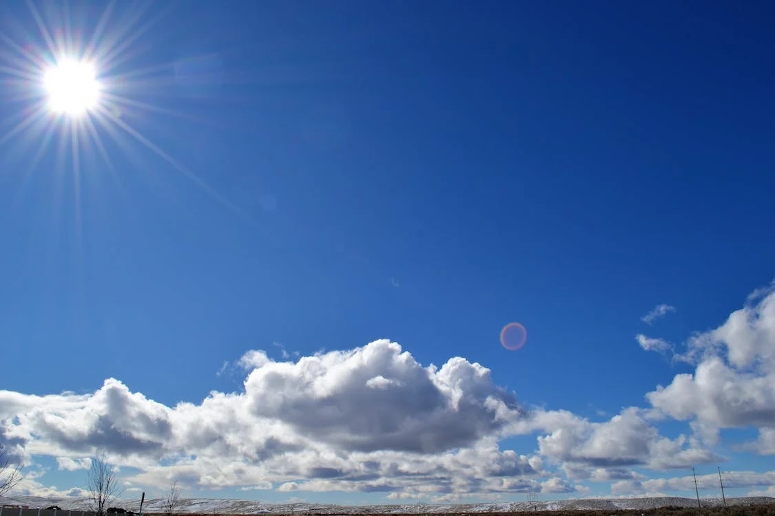 BMKG jelaskan cuaca panas di Indonesia bukan akibat heatwave atau gelombang panas. (Pexels)