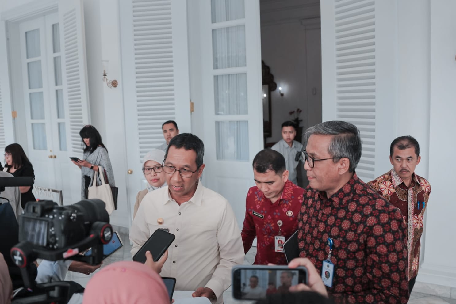 Pj Gubernur Heru Kaji Wacana WFH Saat Acara KTT ASEAN Di Jakarta ...