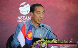 Presiden Joko Widodo sebut mempersiapkan talenta digital untuk jadi pemain ekonomi digital butuh kerja keras.