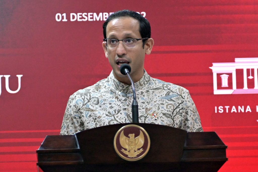 Menteri Pendidikan, Kebudayaan, Riset, dan Teknologi (Mendikbudristek), Nadiem Anwar Makarim resmi luncurkan Permendikbudristek pencegahan dan penanganan kekerasan di sekolah.