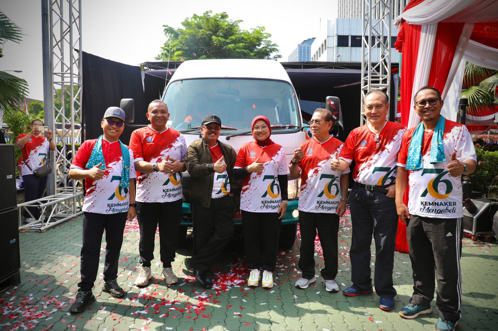 Mobil Bursa Kerja yang diluncurkan Menaker, Ida Fauziyah.
