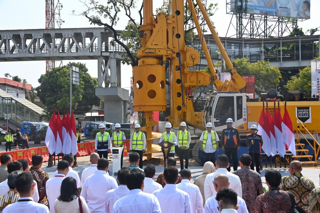 Pembangunan LRT Fase 1B Velodrome-Manggarai mulai dilakukan.