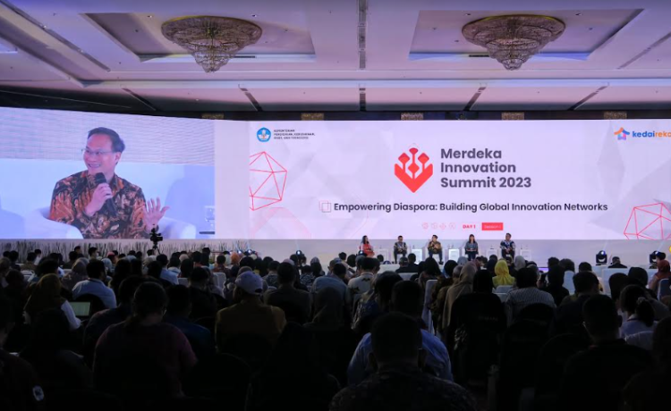 Managing Director Google Indonesia, Randy Jusuf di acara Merdeka Innovation Summit menjelaskan soal Program Bangkit 2024 yang menambah kurikulum AI.